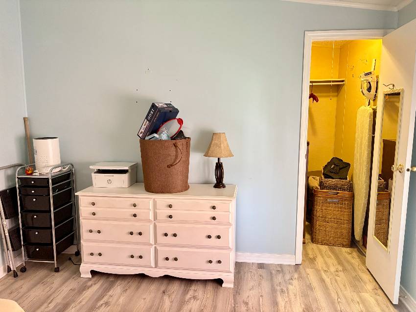 1193 S Indies Circle a Venice, FL Mobile or Manufactured Home for Sale